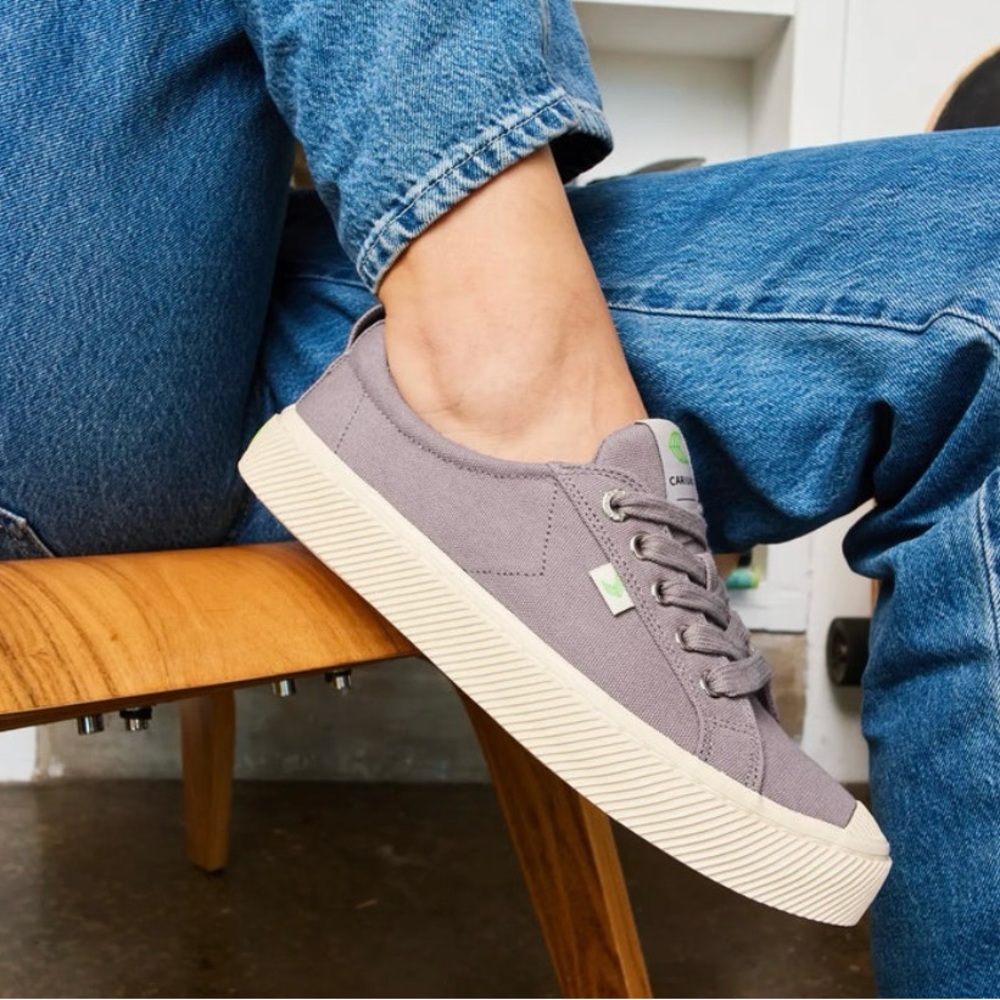 Cariuma OCA Low Mystic Gray Canvas Sneakers 👟